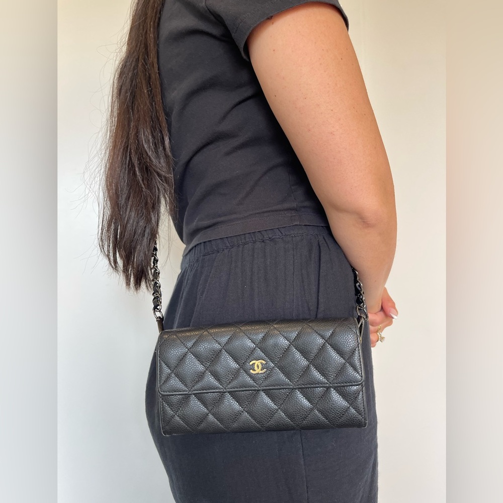 Authentic Chanel Caviar Flap WOC with strap!
